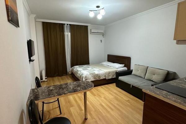 Batum Khimshiashvili Bölgesi'nde Kiralık 1 Odalı Daire