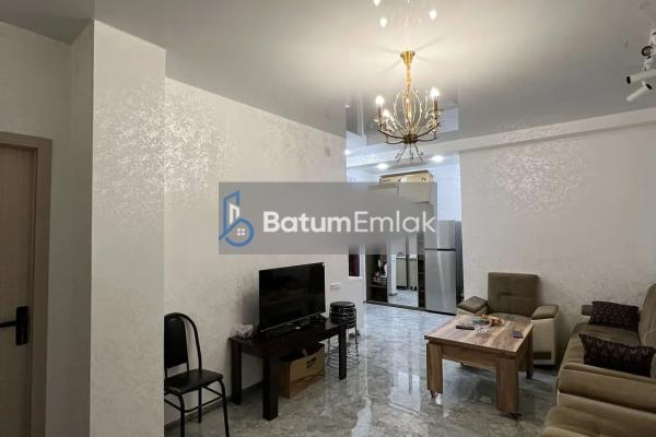 ბათუმში გაქირავებული 60მ² 3-ოთახიანი ბინა - წლიური