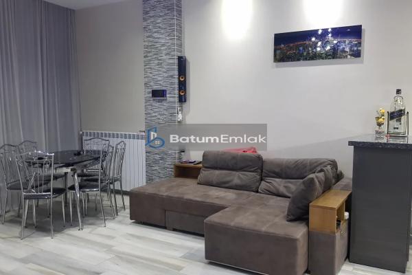 70m² 3-Room Apartment for Rent in Batumi