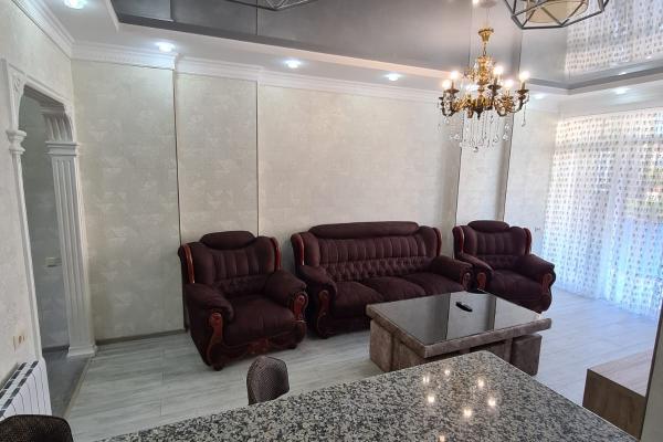 2+1 Apartment for Rent on Bagrationi Street, Batumi