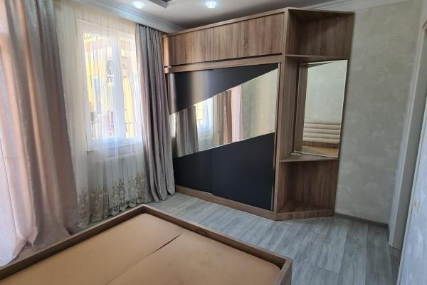 2+1 Apartment for Rent on Bagrationi Street, Batumi