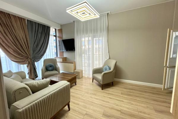 🌟 Satılık İki Odalı Köşe Dairesi – Batum’da Fırsat! 🌟