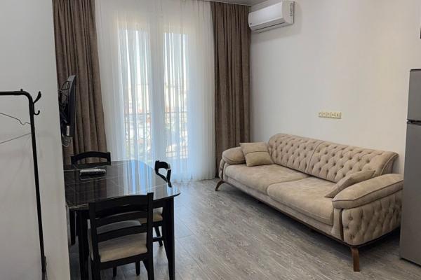 🏡 Batum’da Kiralık 1+1 Daire – Melikishvili & Farnavaz Mepa 📍