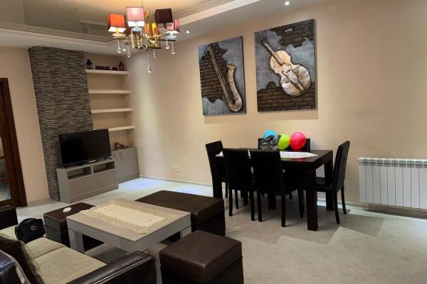 Batum Gorgasali’de 1+1 Kiralık Daire | 75m² | 3. Kat