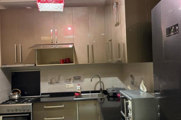 Batum Gorgasali’de 1+1 Kiralık Daire | 75m² | 3. Kat