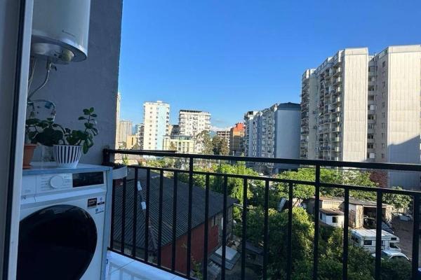 Batum Kacharava’da 2 Yatak Odalı Kiralık Daire | 85m² | 4. Kat | 900$