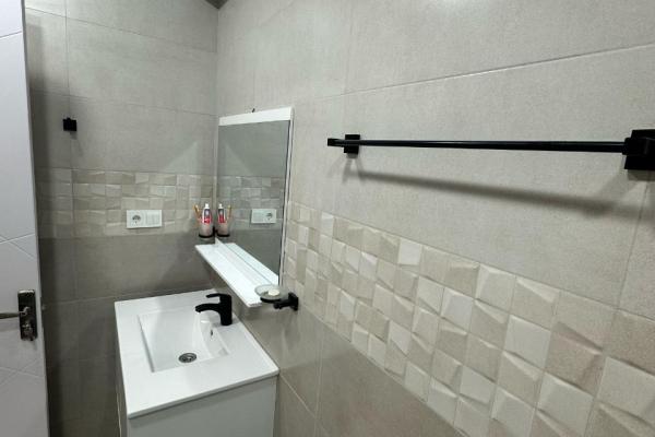 Batum Shartava 16’da Kiralık Eşyalı 1+1 Daire – Uzun Süreli