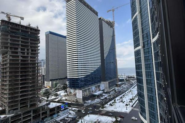 Batum Ramada Plaza’da Kiralık Stüdyo Daire | 36m² | 15. Kat | 400$