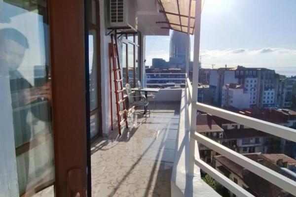 Batum Gorgiladze 45’te Kiralık 3+1 Geniş Daire | 150m² | 11. Kat | 1500$