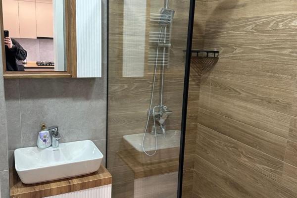 Batum Shartava 16A’da Kiralık 1+1 Lüks Daire | 51m² | Deniz Manzaralı | 900$