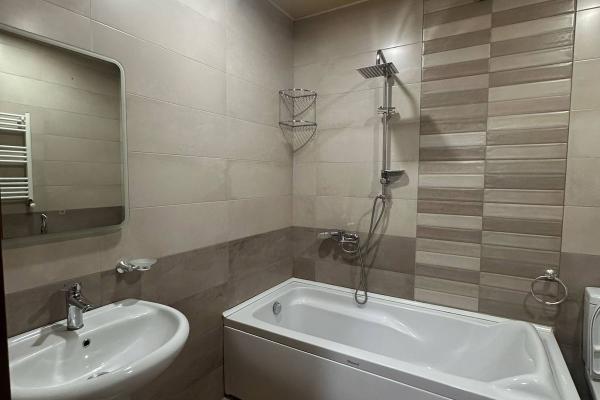 Bagrationi 206 | 2 Aydınlık Yatak Odalı Kiralık Daire | 70 m² | 600$