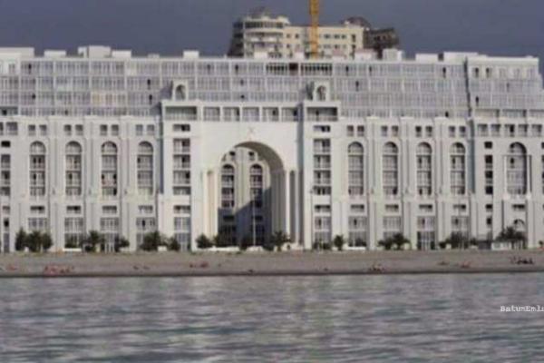 Magnolia | Rustaveli 1 | 2+1 Rental Apartment | New | Central Heating | 700$