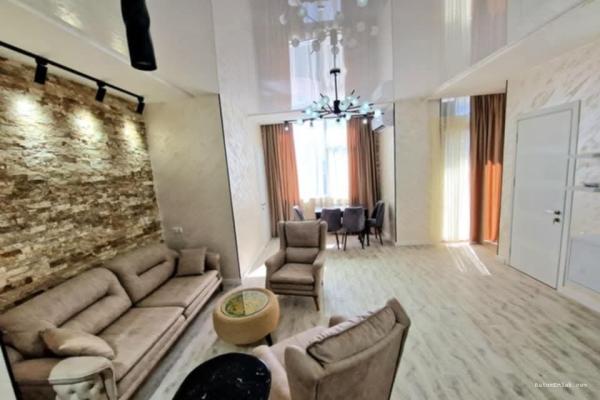 Abuselidze 14 | 2+1 Rental Apartment | 70 m² | 9th Floor | Central Heating | 600$