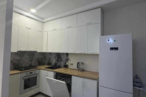 Angisis 15 | Kiralık 1+1 | 13. Kat | Merkezi Isıtmalı | 600$/aylık
