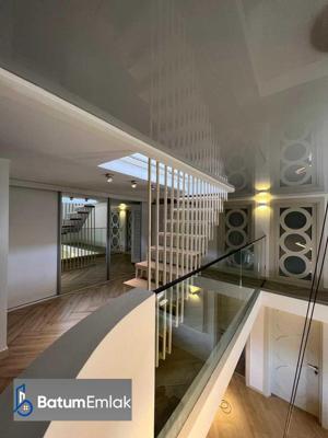 Сдается 3-комнатная квартира в Батуми, район Руставели