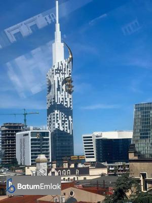 Сдается 3-комнатная квартира в Батуми, район Руставели