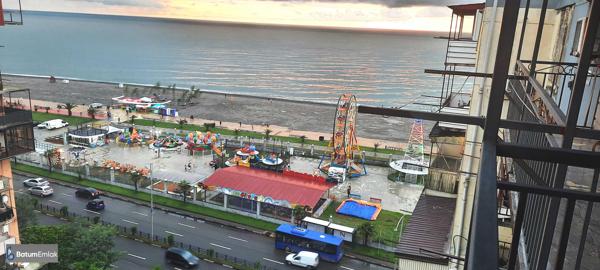 Batum Khimshiashvili Bölgesi'nde Kiralık 3 Odalı Daire