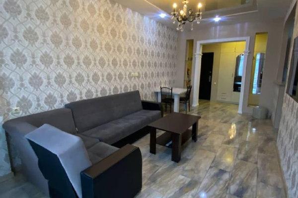 Selim Khimshiashvili 20 | Kiralık 1+1 Daire | 48 m² | Merkezi Isıtma | 500$