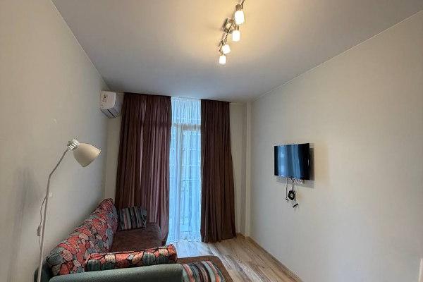 Kobaladze 4a | Kiralık 1+1 Daire | 45 m² | Bahçe Manzaralı | 350$