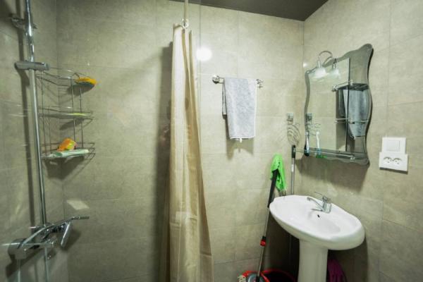 Komakhidze 7 | Kiralık 3+1 Daire | 75 m² | 1. Kat | 600$