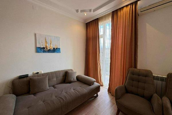 İnasaridze 2 Sokak 10 | Kiralık 2+1 Daire | 85 m² | 13. Kat | 1000$