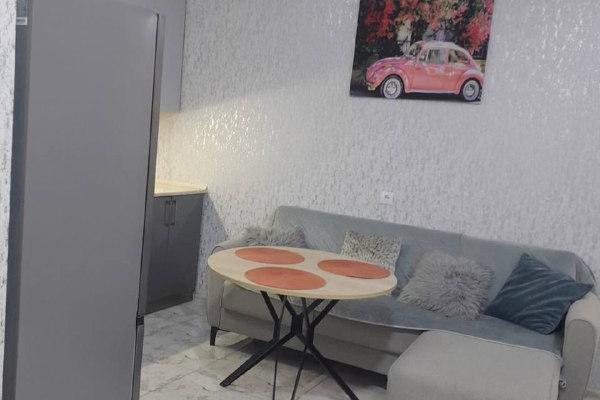 ცამებული 19 | 1+1 ბინა ქირავდება | 50 მ² | 3-ე სართული | 370$