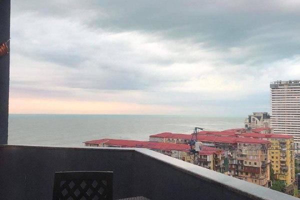 Sherif Khimshiashvili 49 | Kiralık 2+1 Daire | 60 m² | Deniz Manzaralı | Yüksek Kat | 500$