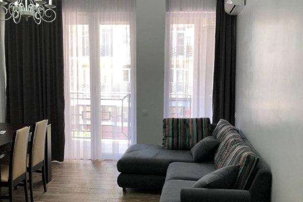 س. خيمشيشفيلي 33 | شقة 2+1 للإيجار | 65 م² | الطابق 4 | 800$