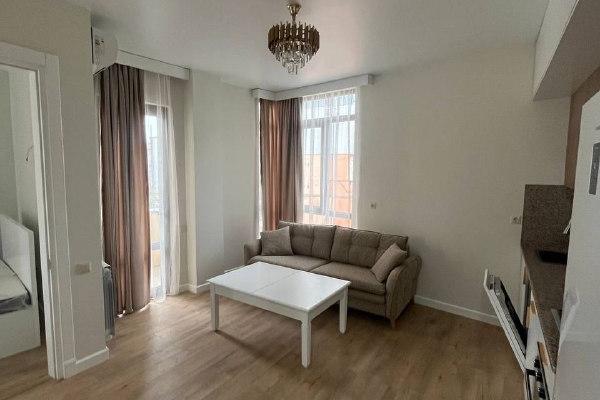 Leonidze 8 | Kiralık 1+1 Daire | 45 m² | 3. Kat | 500$