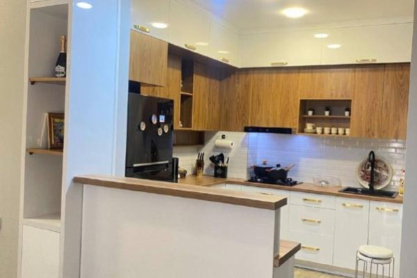 Parnavaz Mepe'de Kiralık Daire