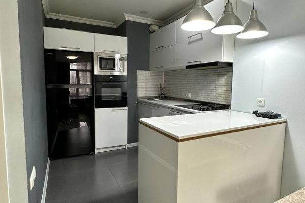 კობალაძე 8 ა | ქირავდება 2+1 ბინა | 60 მ² | 17-ე სართული | 600$