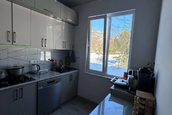 3+1 Private House in Nizhney Sameba | 100 m² | Central Heating and Dishwasher | $650