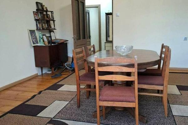 Asatiani 38 | Kiralık 2+1 Daire | 80 m² | 2. Kat | 700$
