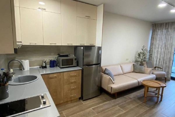 أبوسيريدزي 13 | شقة 1+1 للإيجار | 44 م² | الطابق 11 | 800$