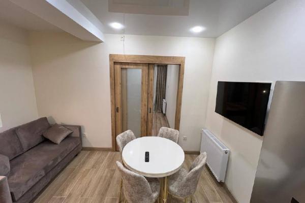 Rustaveli 10 | Kiralık 1+1 Daire | 45 m² | 6. Kat | 600$