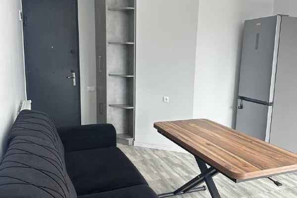 بوشكينا 35 | شقة 1+1 للإيجار | 40 م² | الطابق 10 | 450$