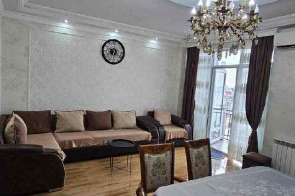 سيريتلي 19 | شقة للإيجار 2+1 | 85 م² | الطابق 13 | 700$