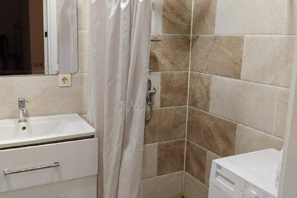 أباشيدزي 10 | شقة 2+1 للإيجار | 85 م² | الطابق 10 | 700$
