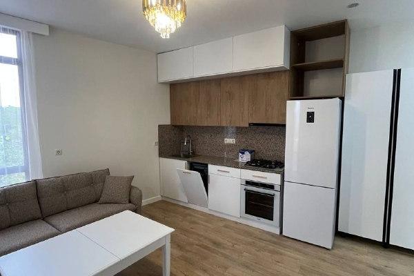 Leoniadze 8 | Kiralık 1+1 Daire | 45 m² | 3. Kat | 500$