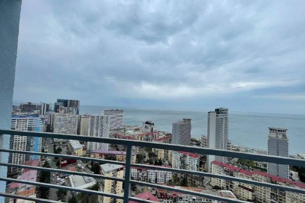 Pirosmani 16A | Kiralık 1+1 Daire | 52 m² | 32. Kat | 800$