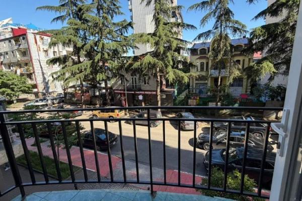 Vakhtang Gorgasali | Kiralık 2+1 Daire | 85 m² | 2. Kat | 1000$