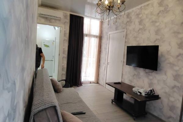 Parnavaz 108/110 | Kiralık 1+1 Daire | 45 m² | 4. Kat | 450$