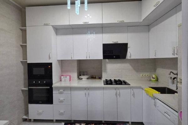 Leoniadze 17 | Kiralık 2+1 Daire | 80 m² | 2. Kat | 700$