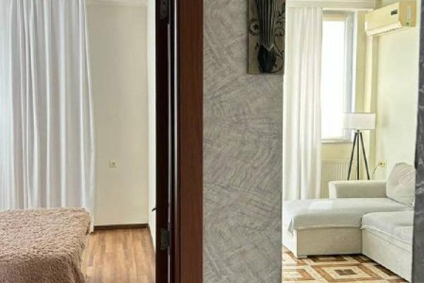 Z. Gamsakhurdia 42 | Kiralık 1+1 Daire | 45 m² | 3. Kat | 700$