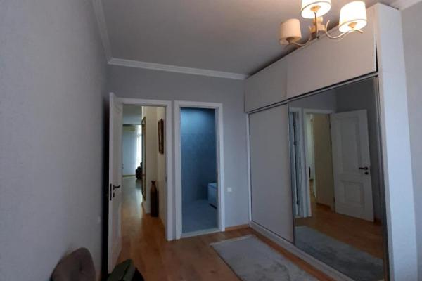 Batumi Zubalashvili 31'de 3 Katlı Kiralık Ev – 3 Yatak Odalı, 1300$