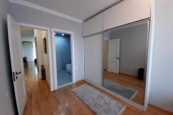 Batumi Zubalashvili 31'de 3 Katlı Kiralık Ev – 3 Yatak Odalı, 1300$