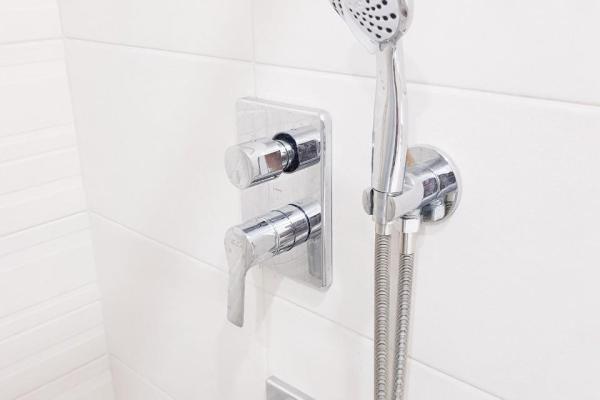 Batumi Zubalashvili 31'de 3 Katlı Kiralık Ev – 3 Yatak Odalı, 1300$