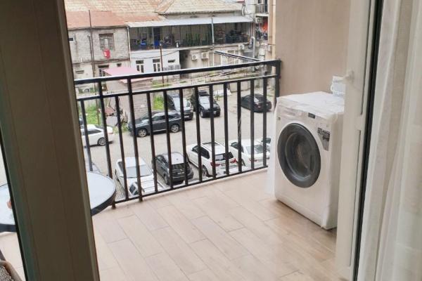 Batumi Zubalashvili 31'de 3 Katlı Kiralık Ev – 3 Yatak Odalı, 1300$