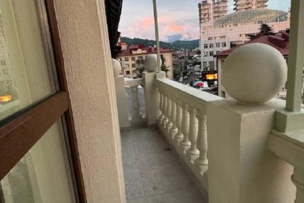 Gamsakhurdia 49 | Kiralık 1+1 Daire | 63 m² | 5. Kat | 1000$