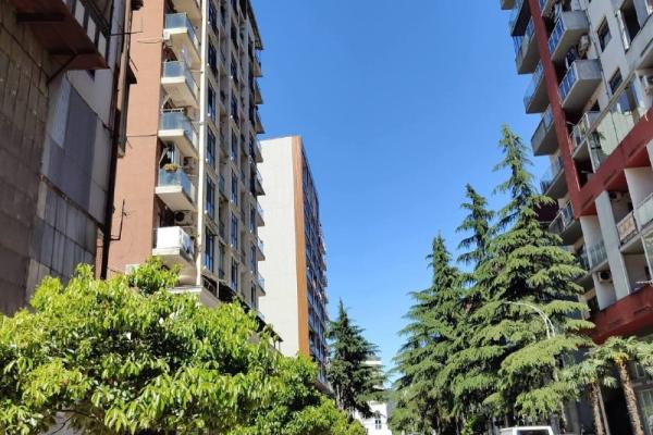 Parnavazi 108 | Kiralık 1+1 Daire | 45 m² | 4. Kat | 450$